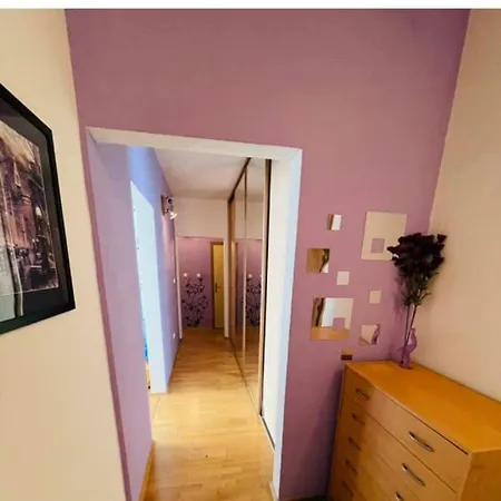 Sunny Entire 2br With Free Parking In Ruzinov, * Bratislava